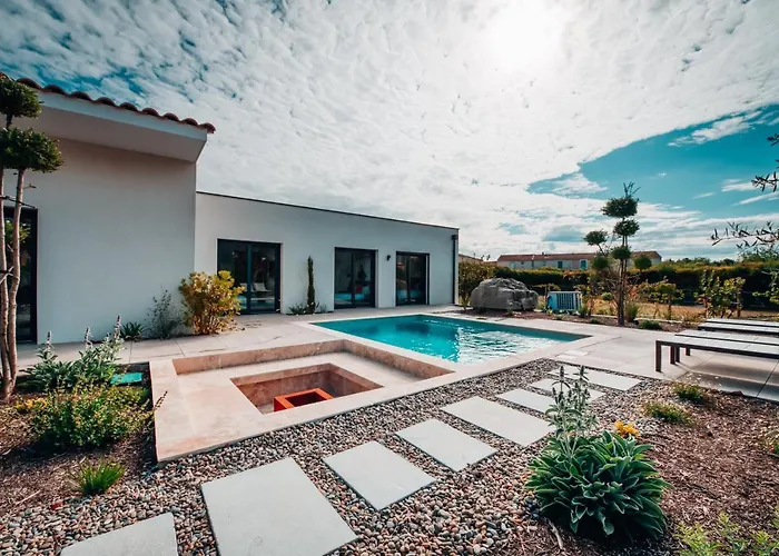 Villas De Provence - Maison Avec Piscine Chauffee \